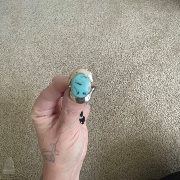 Womens Ring - Picture 3 of 3